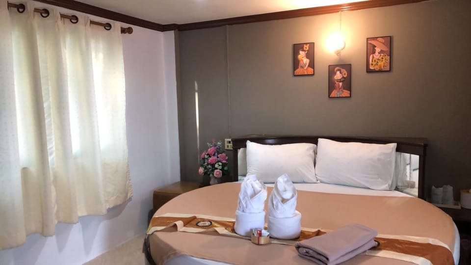ทุ่งทองรีสอร์ท Resort in Thailand
