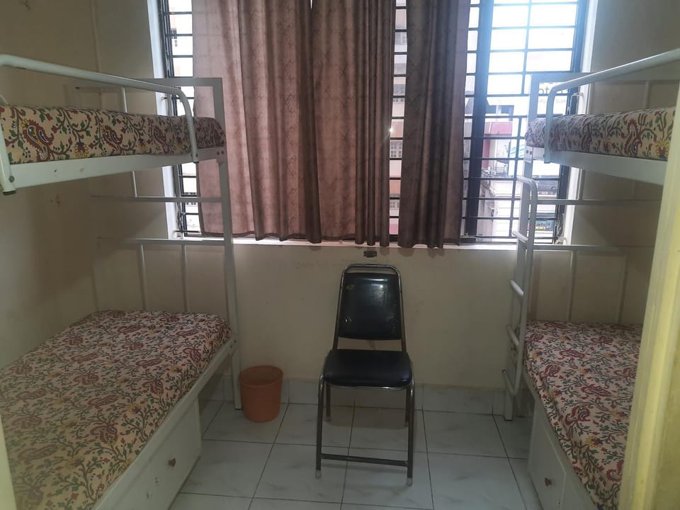Photo of the whole room, bunk bed