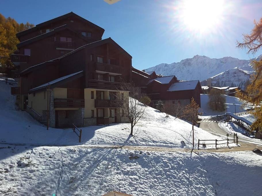Paradiski proche pistes et commerces vallandry Apartment in Landry