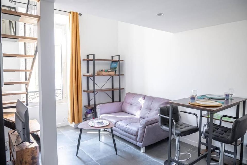 PETIT DUPLEX - Nouveau duplex central avec wifi et clim pour 2 Apartment in Antibes