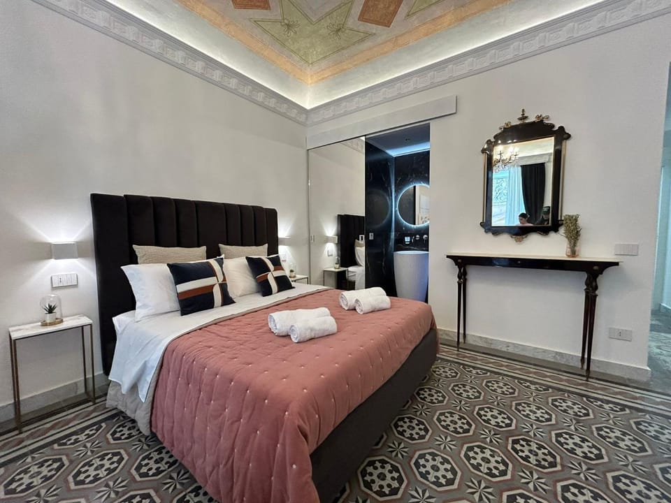 Bed, Bedroom