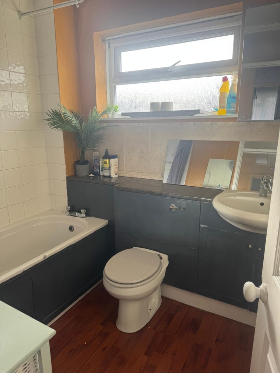 Sunflower villa House in Bristol