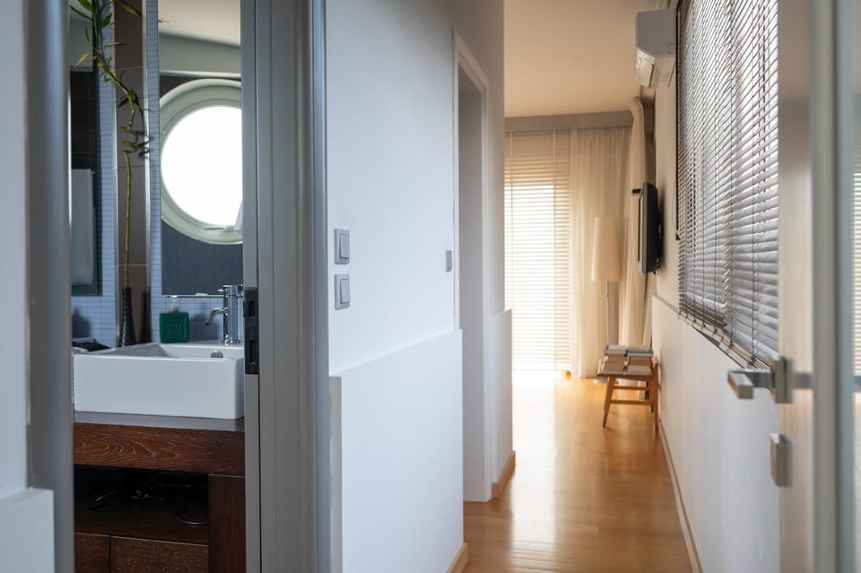 Shower, Bathroom, wardrobe