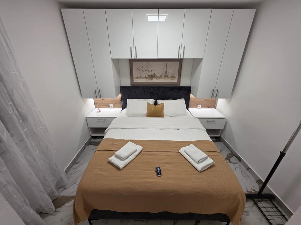 Apartmani Komatina Ðenovići 1 Apartment in Kotor Municipality