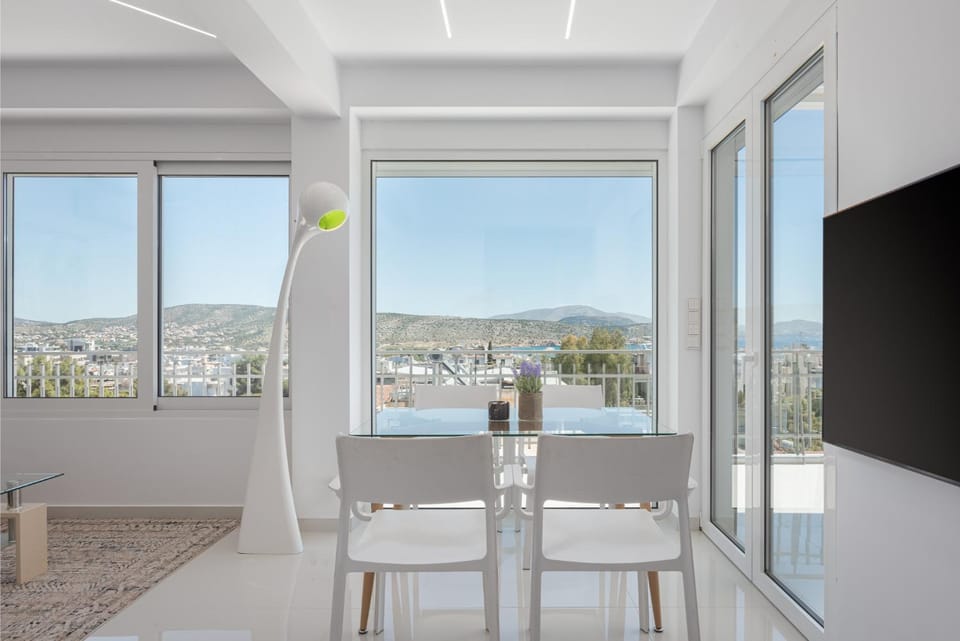 Dining area, Mountain view