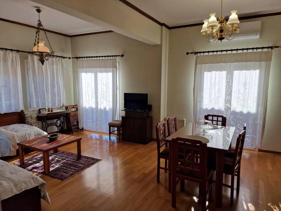 Irida By The Lake Apartment in Ioannina