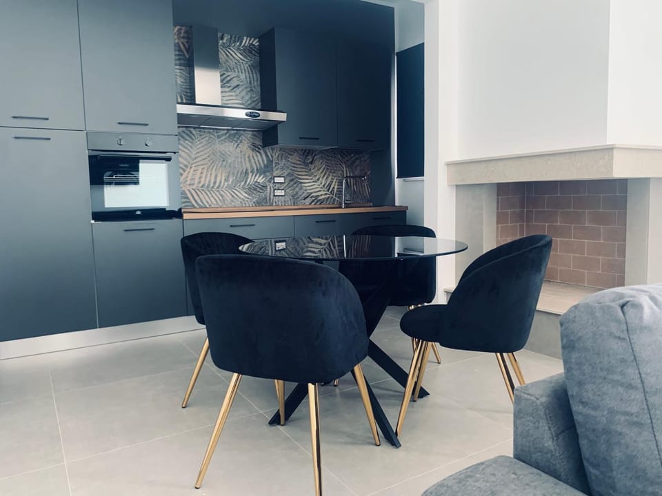 Kitchen or kitchenette, Living room, Dining area, stove