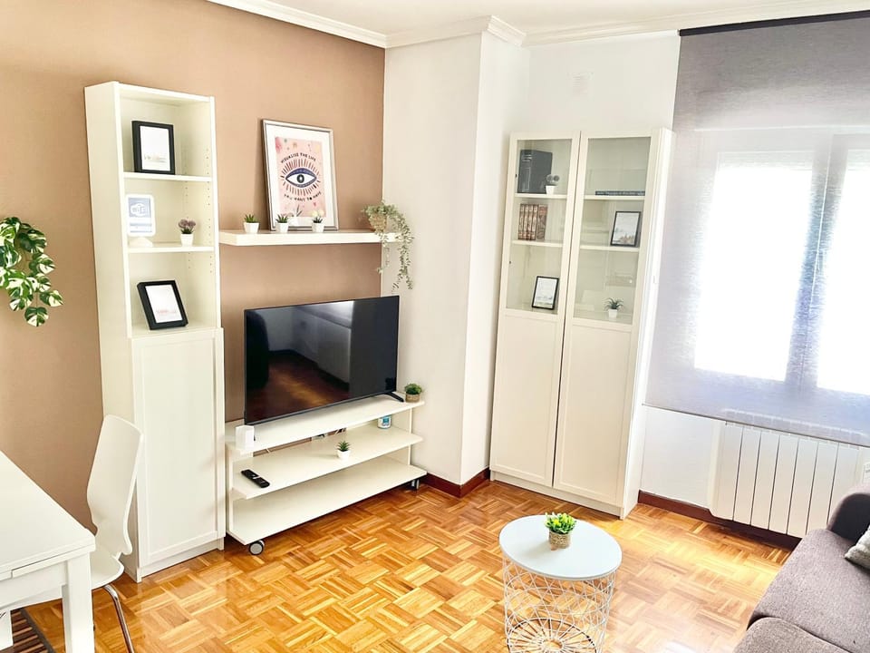 Apartamento "Begoña" Centro Apartment in Gijón