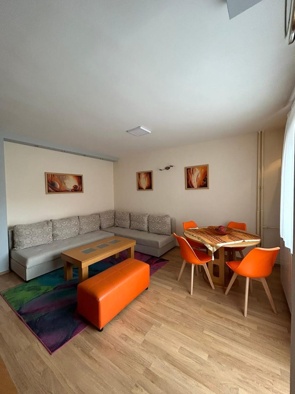 Living room, Seating area, Dining area