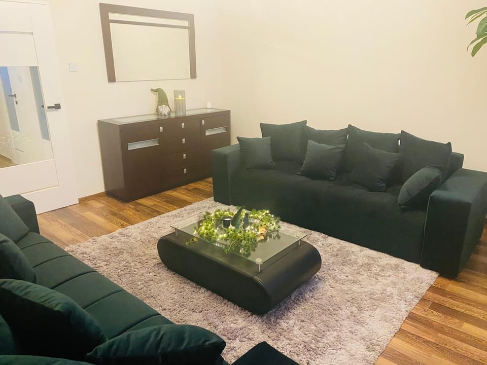 DELUXE Dom z sauną i jacuzzi w otoczeniu gór, lasu i jeziora Villa in Poland