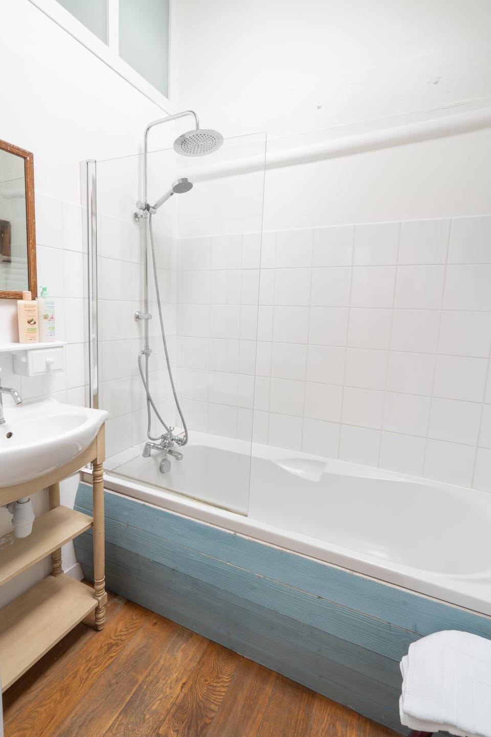 Shower, Toilet, Bathroom, Bath