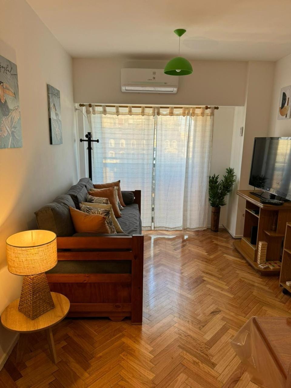 TV and multimedia, air conditioner