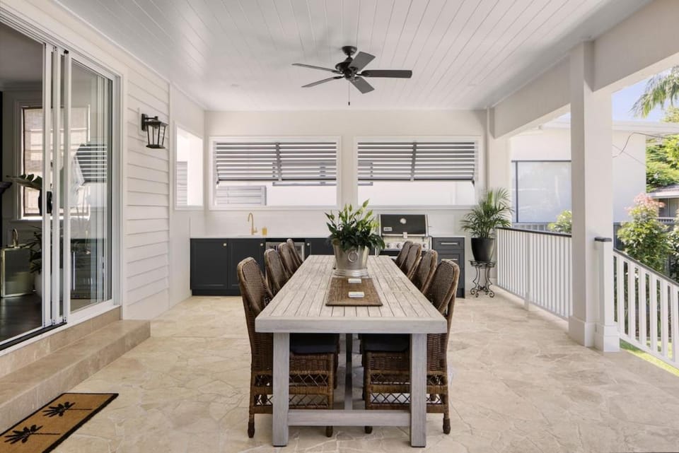 Luana House in Burleigh Heads