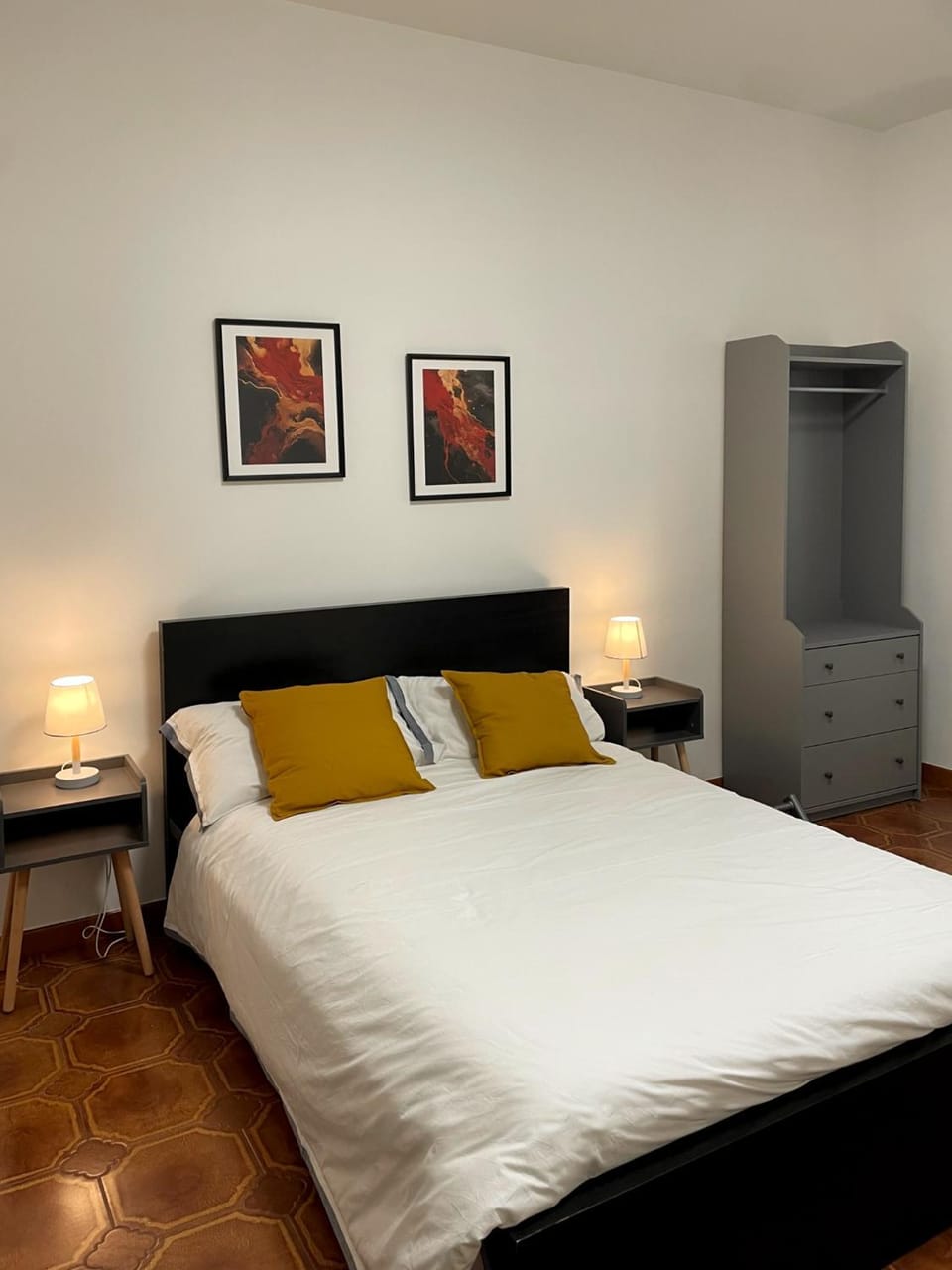 Bed, Photo of the whole room, Bedroom, wardrobe