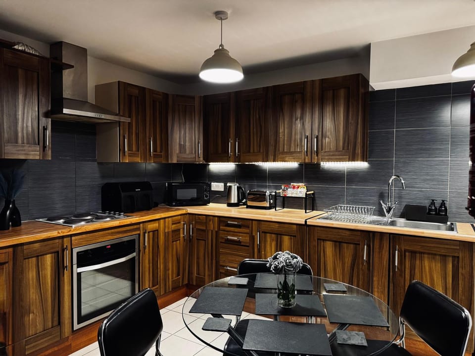The Swanky Apartment Manchester Apartment in Stretford