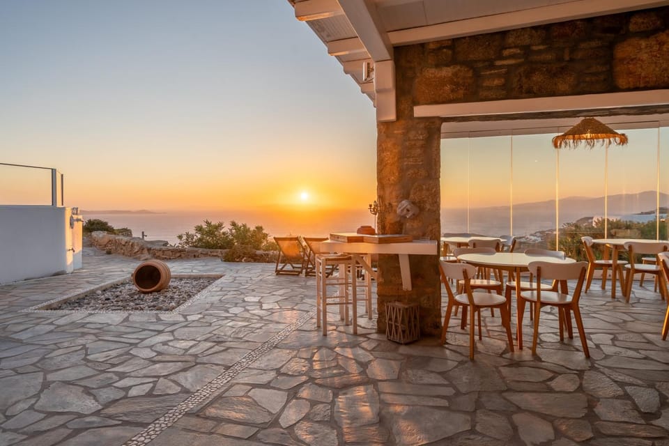 Breakfast, Location, Sunrise, Sunset