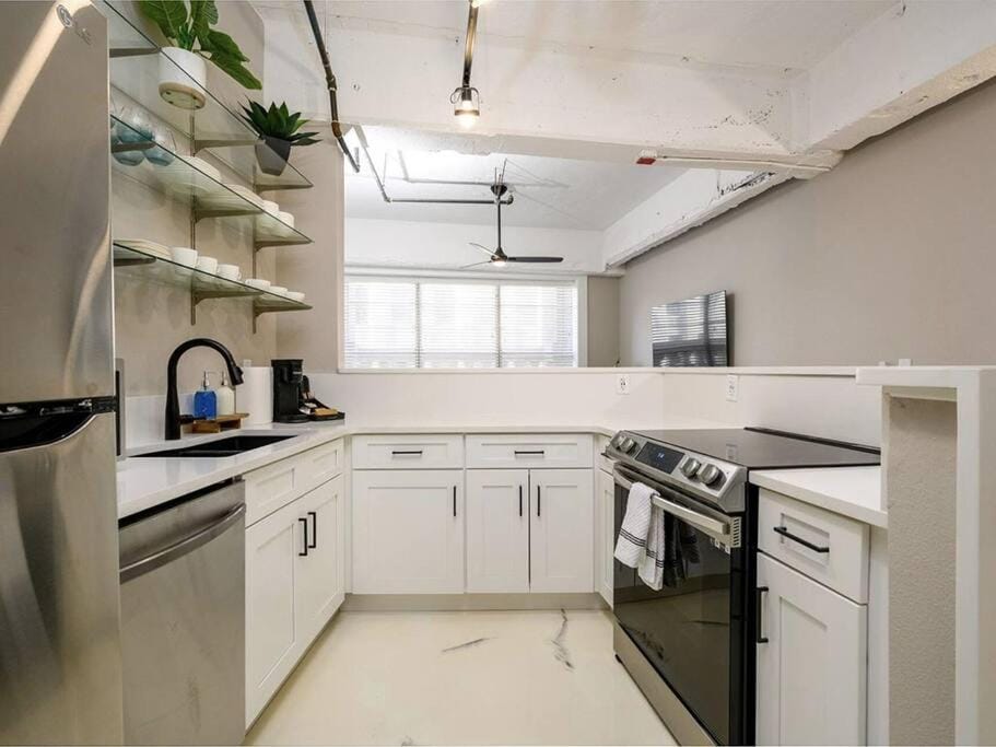 Kitchen or kitchenette, oven, stove, toaster