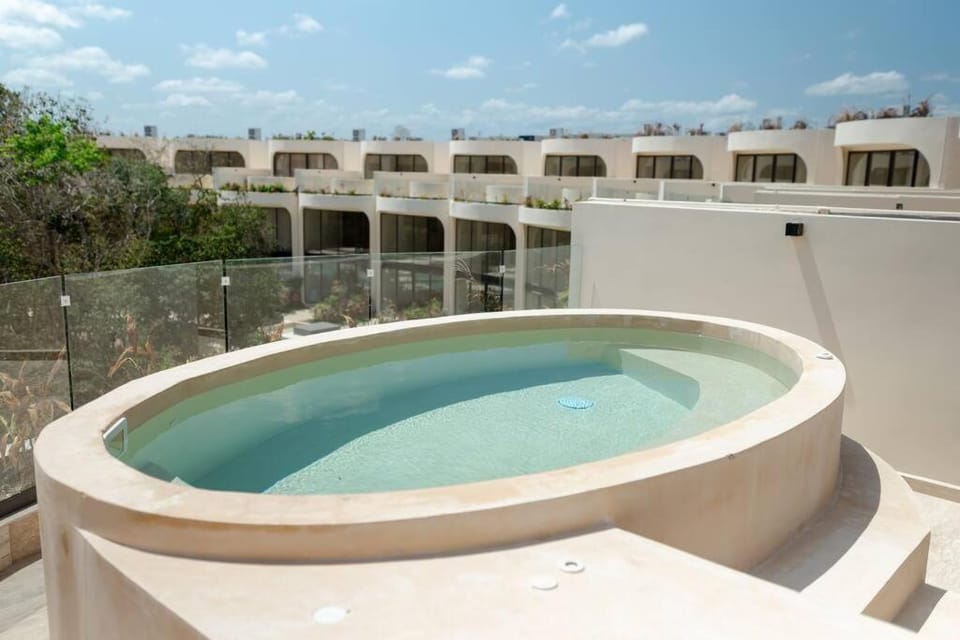 View (from property/room), Pool view, Swimming pool