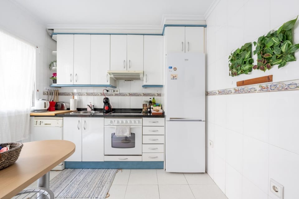 Kitchen or kitchenette, kitchen