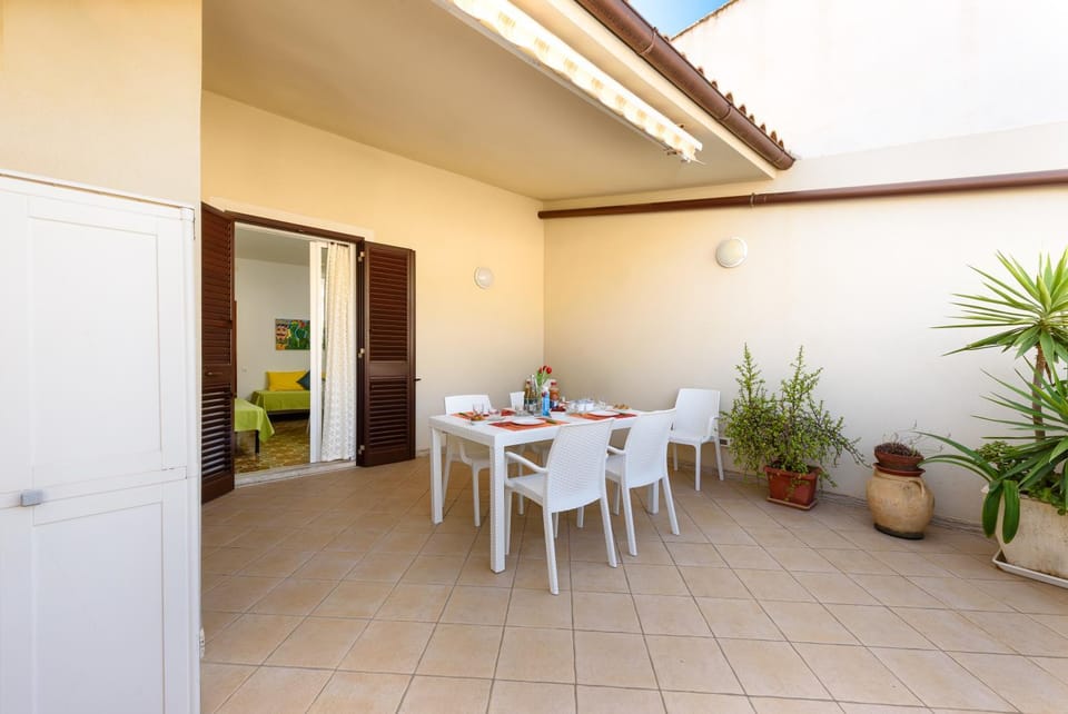Day, Balcony/Terrace, Dining area