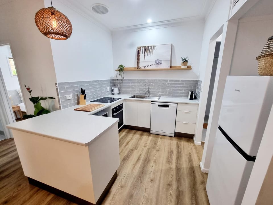 Kitchen or kitchenette, dishwasher, minibar, pet friendly, stove