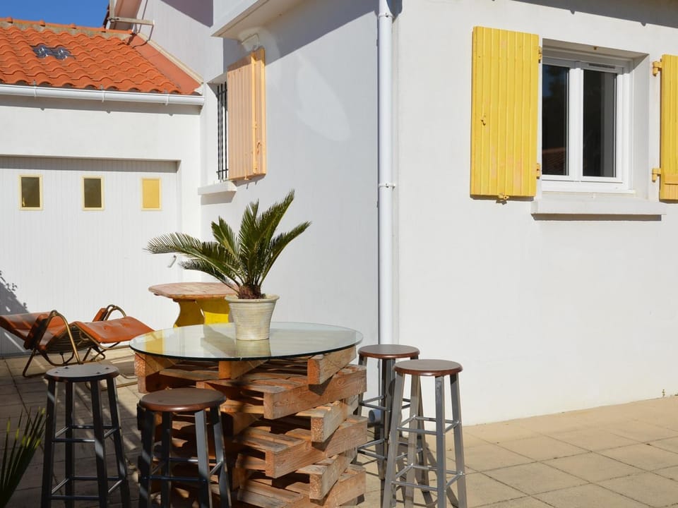 Maison de vacances à 1200m de la plage, animaux admis - FR-1-323-535 House in Saint-Jean-de-Monts