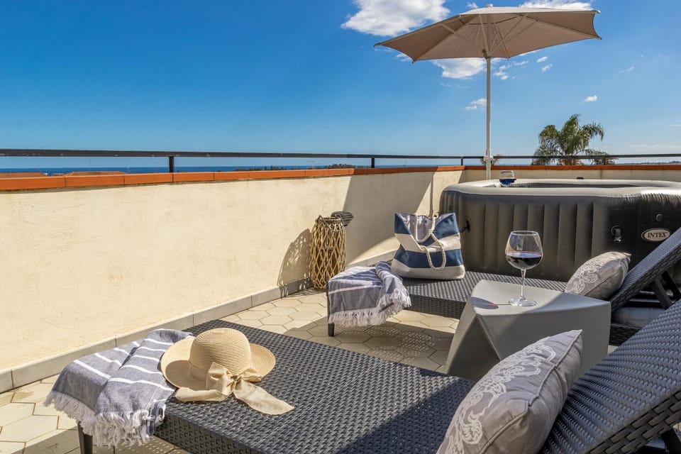 Hot Tub, View (from property/room), Balcony/Terrace, Sea view