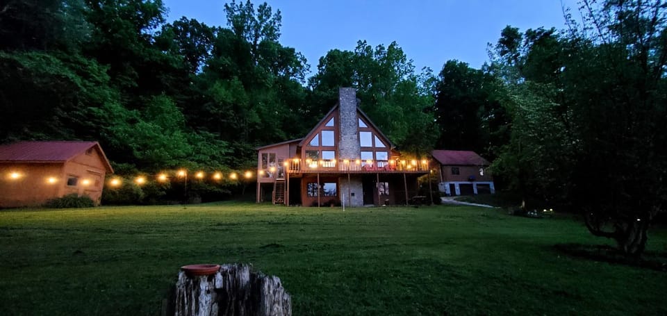 Property building, View (from property/room)