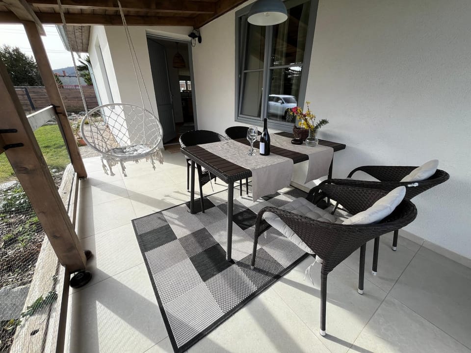 Piknikház Csopak Apartment in Hungary