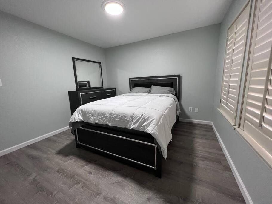 Entire 3 BR & 2 BA house for business and family House in Modesto