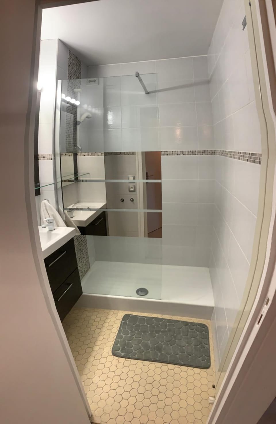 Shower, Bathroom