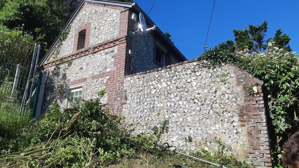 Property building, Facade/entrance