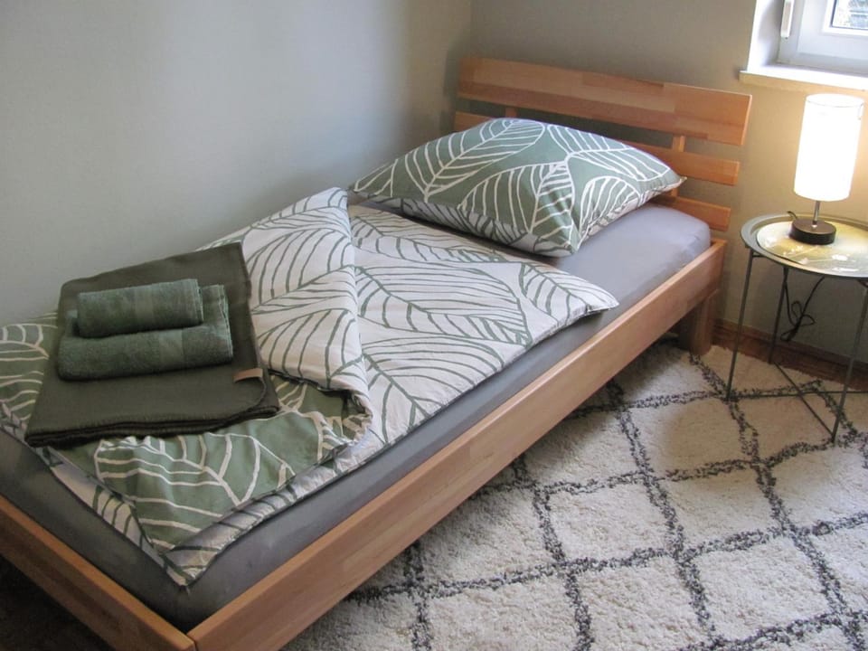 Bed, Photo of the whole room, Bedroom, Internal: Not applicable to any particular room