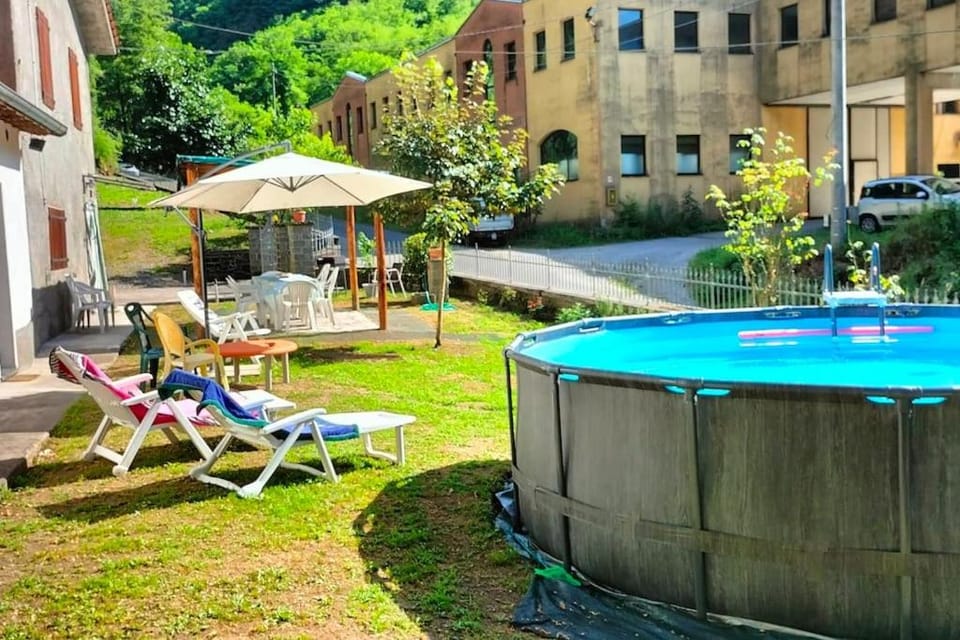 Garden, Swimming pool