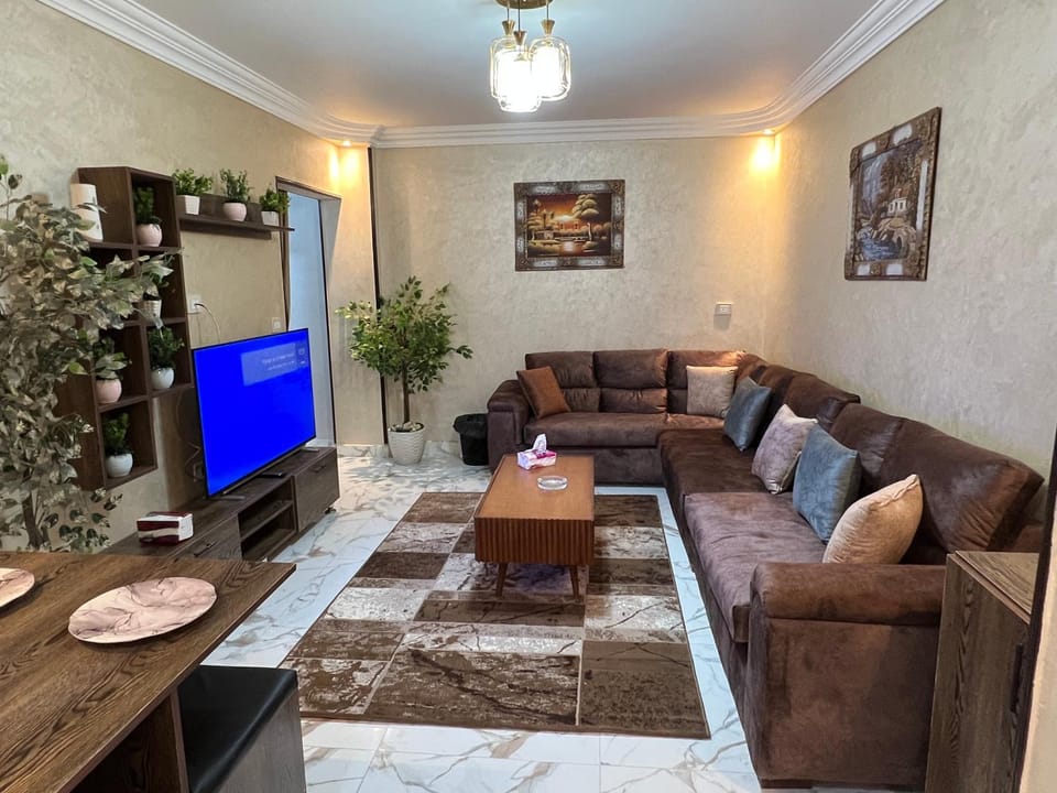 Communal lounge/ TV room, TV and multimedia, Living room
