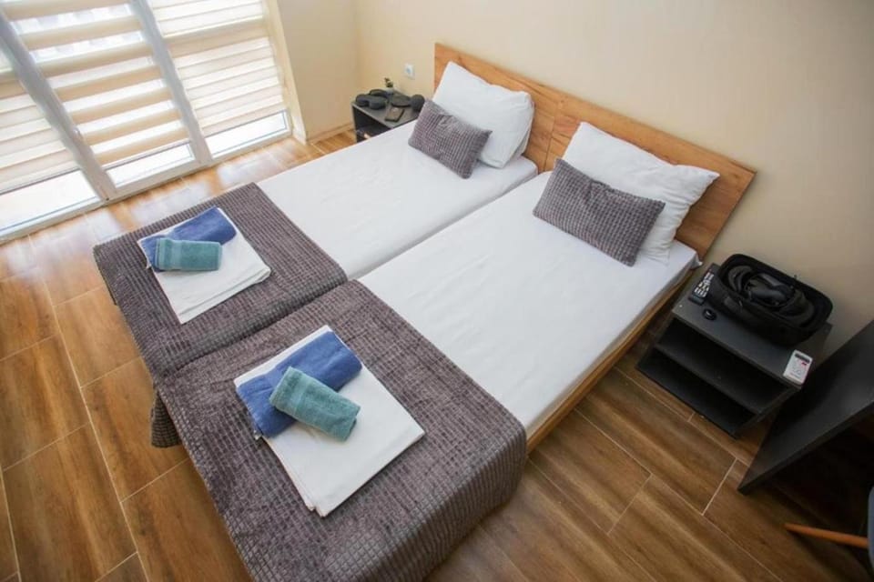 Bed, View (from property/room), Photo of the whole room, Bedroom, towels, wardrobe