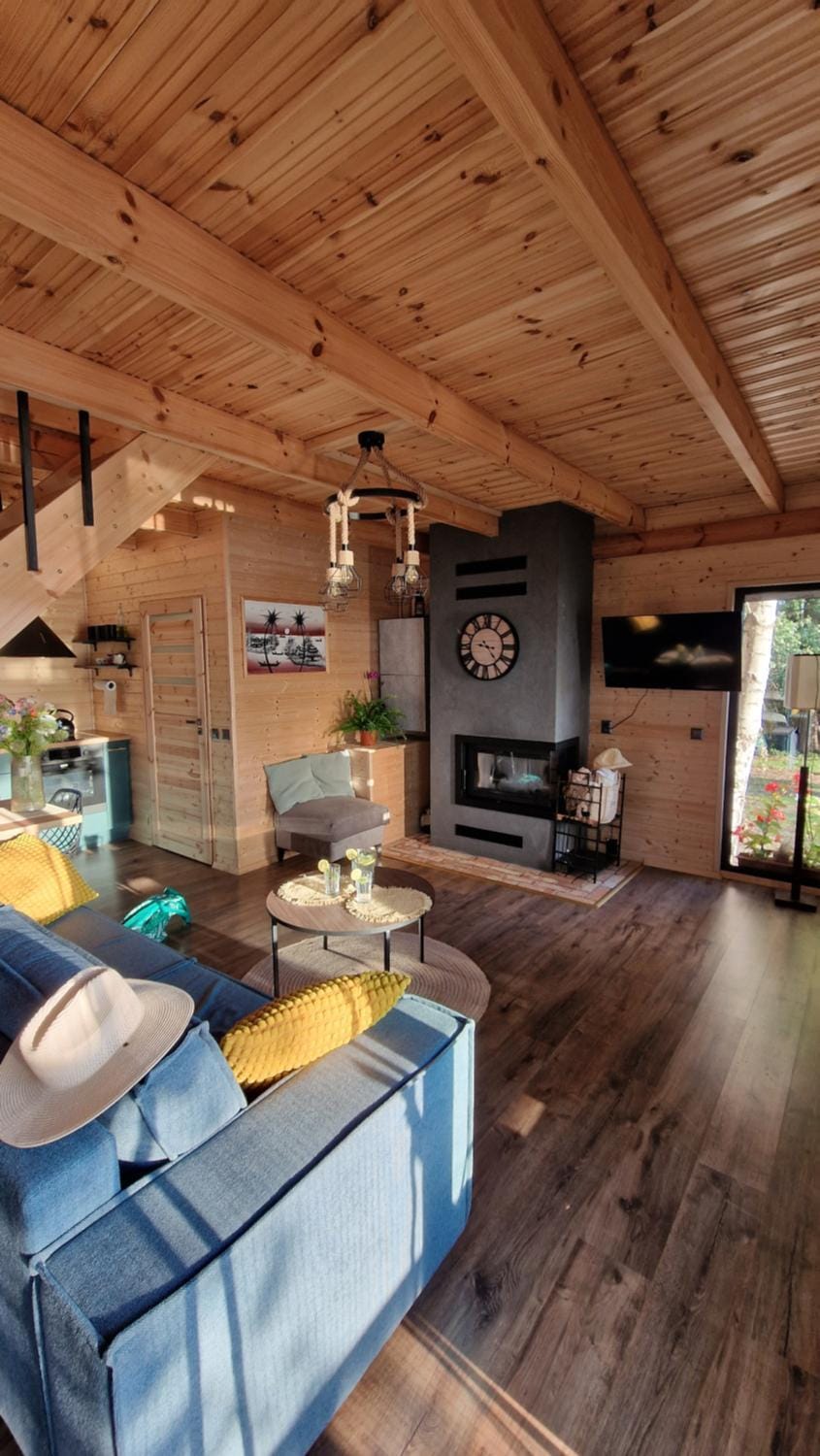 Nowy dom całoroczny KaraBella nad jeziorem wielkie parteczyny House in Poland