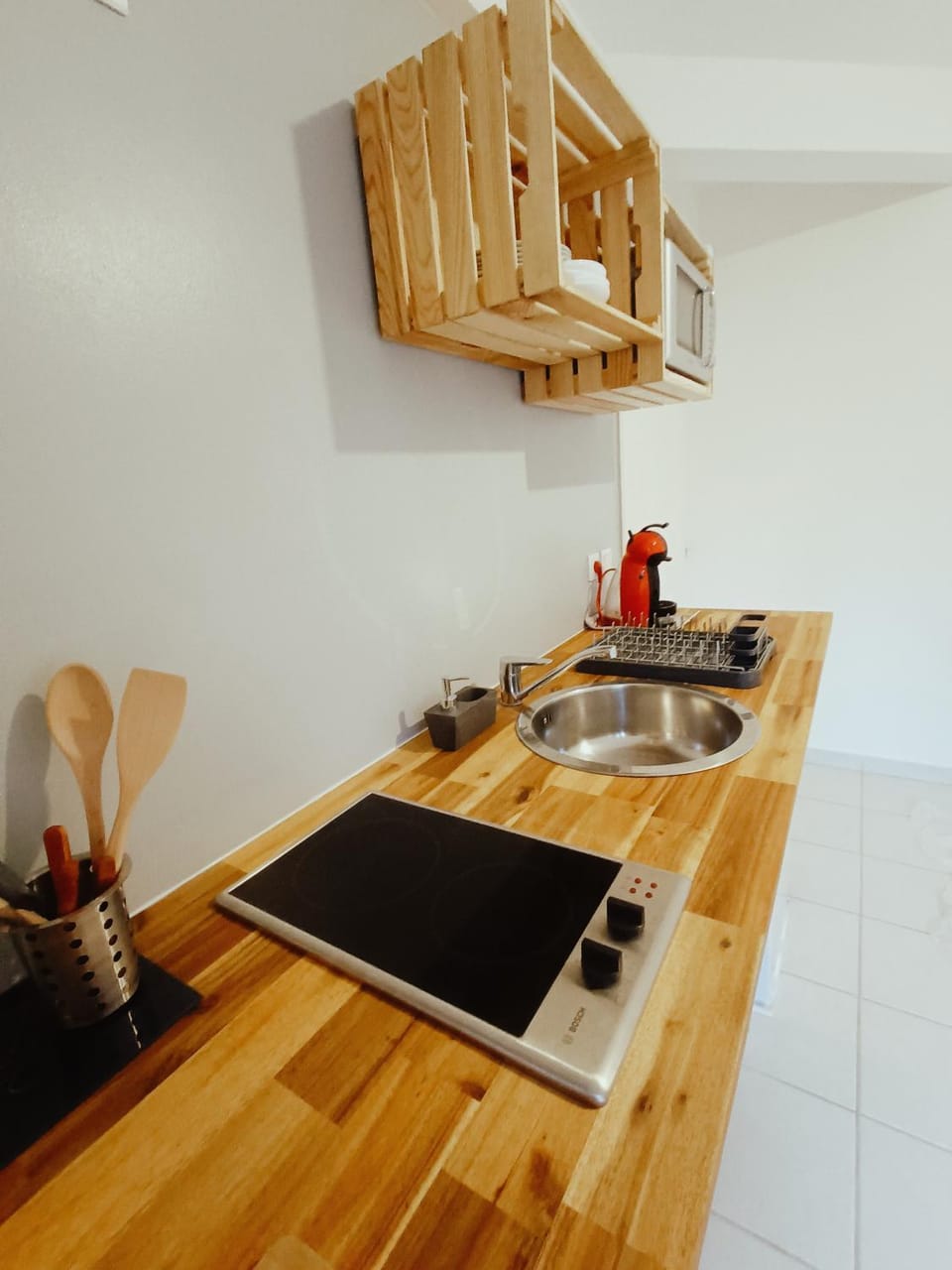 Kitchen or kitchenette