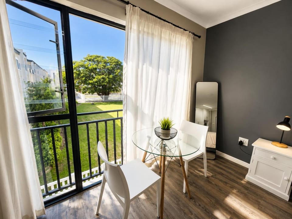 Balcony/Terrace, Seating area, Dining area
