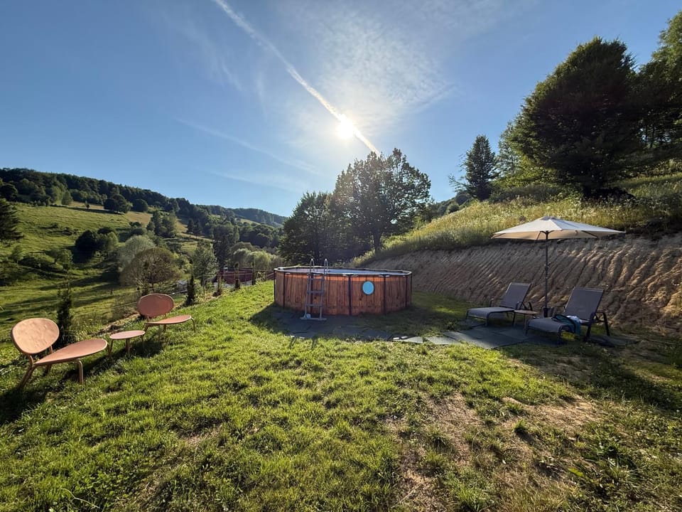 CABANA VALEA POPII Bed and Breakfast in Brașov County