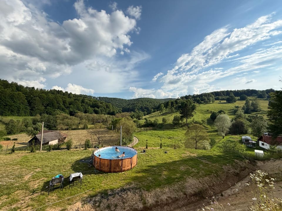 CABANA VALEA POPII Bed and Breakfast in Brașov County