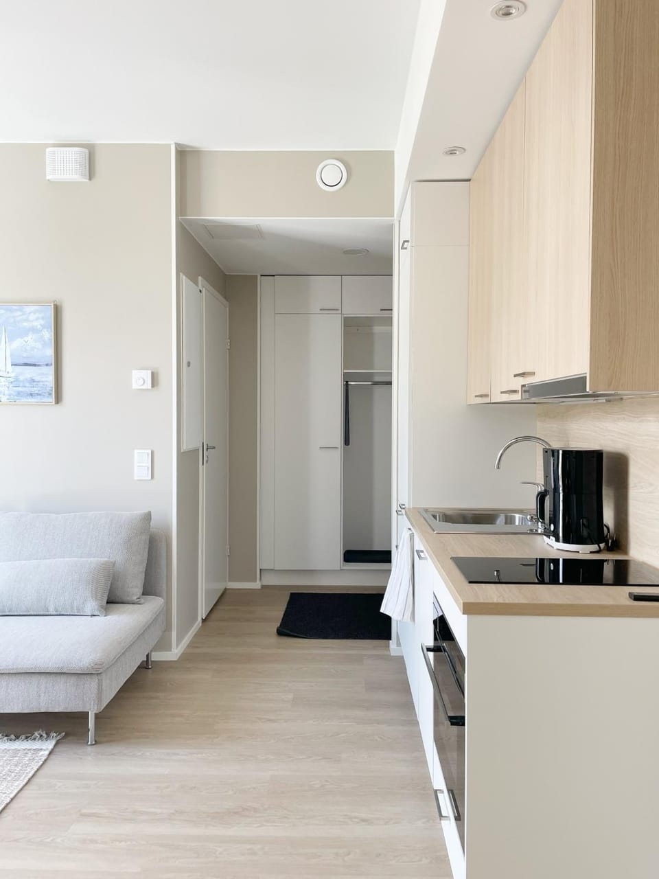 Coffee/tea facilities, Garden view, Inner courtyard view, Parking, furniture, hair dryier