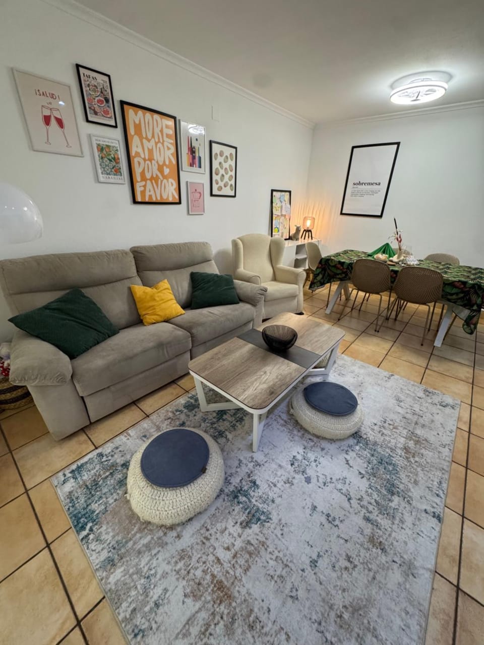 Living room, Dining area