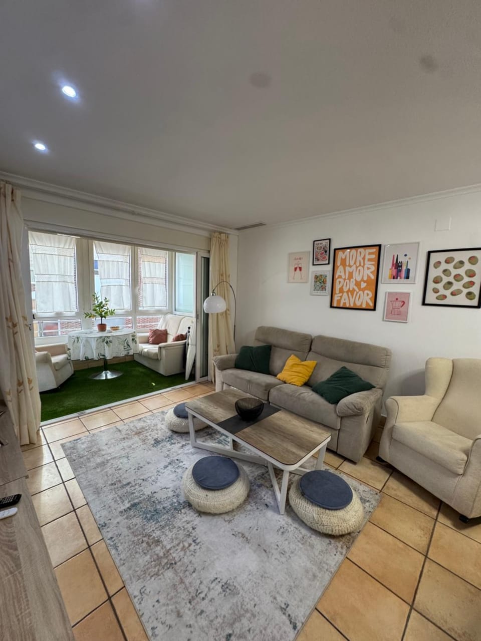 Living room, Dining area