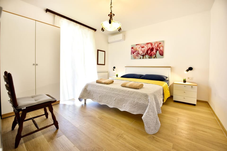 Charming Tulip on the sea Apartment in Istria County
