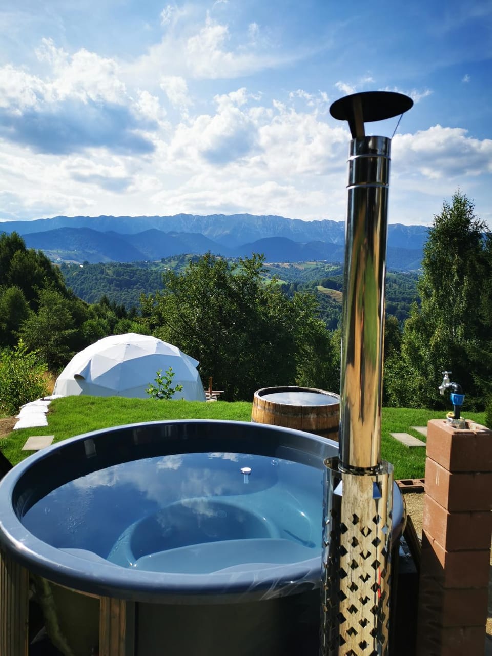 Natural landscape, Hot Tub, Mountain view
