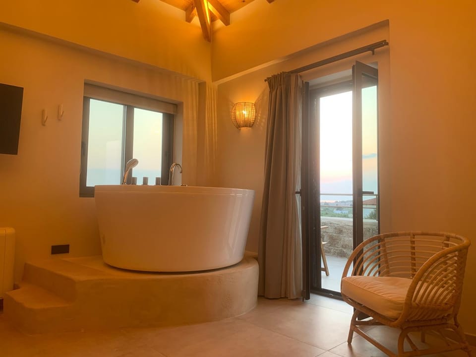 Hot Tub, Bedroom, Sea view