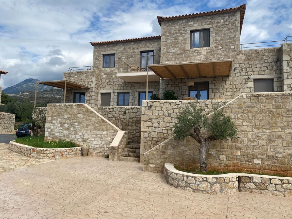 Property building, Day, Natural landscape, Mountain view
