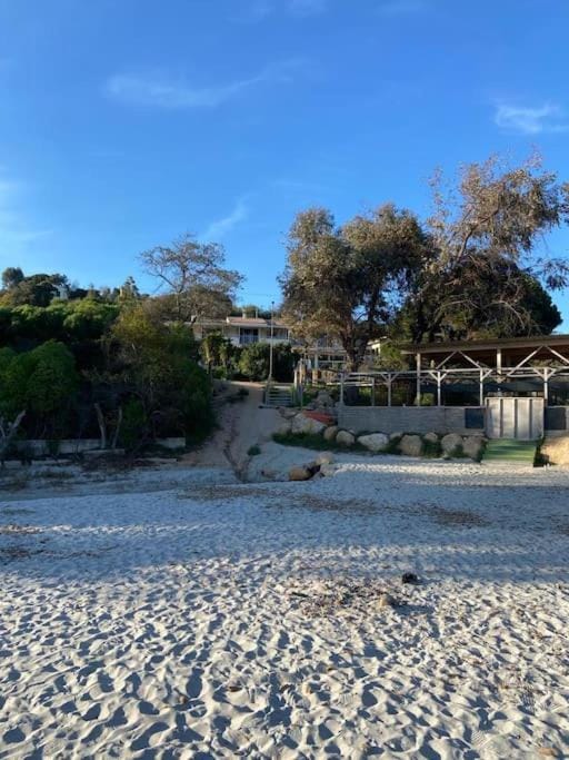 Nielluciu, Appartement T4 6 mersonnes 50m de la plage Apartment in Corsica