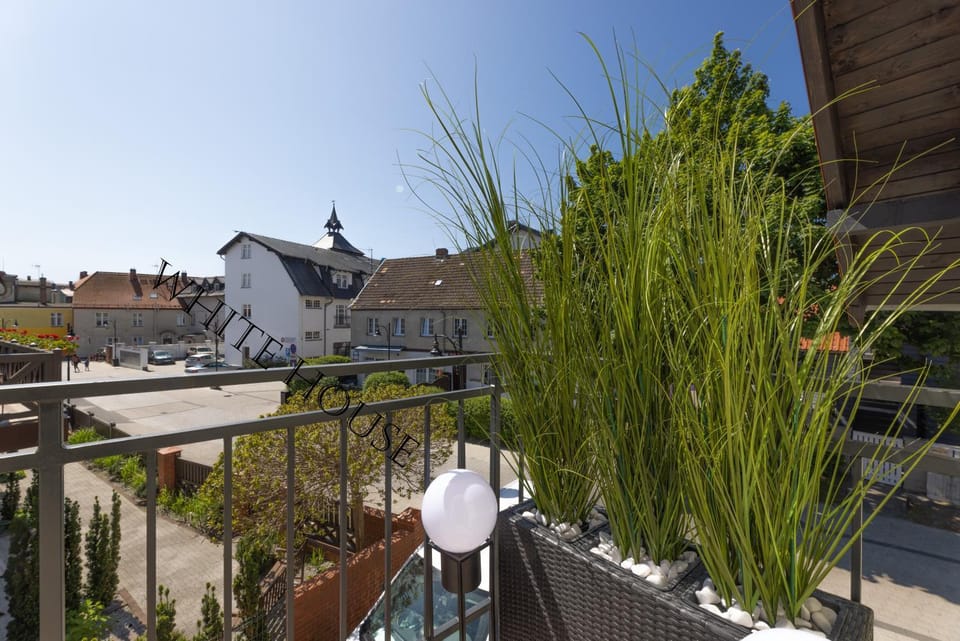 Apartament White House Ustka Błękitny 4 Apartment in Pomeranian Voivodeship